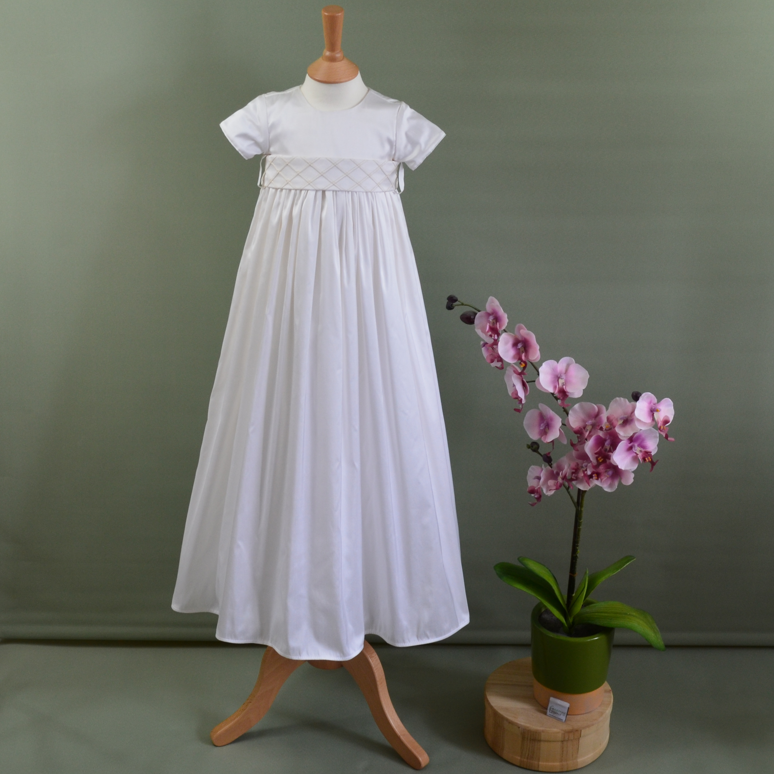 Simple christening gown cheap